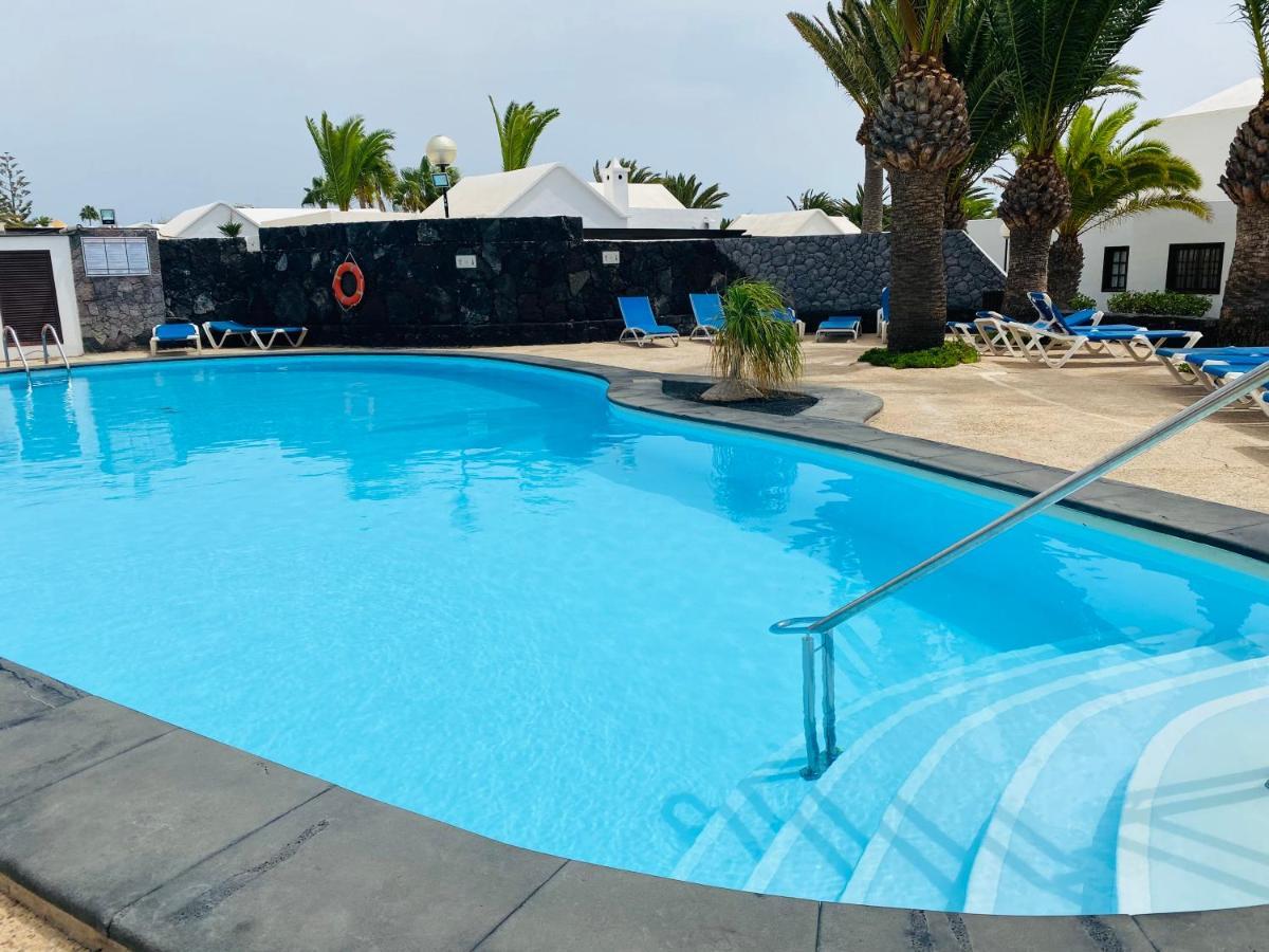 Lc Bastian Marina Bungalow Costa Teguise Exterior foto