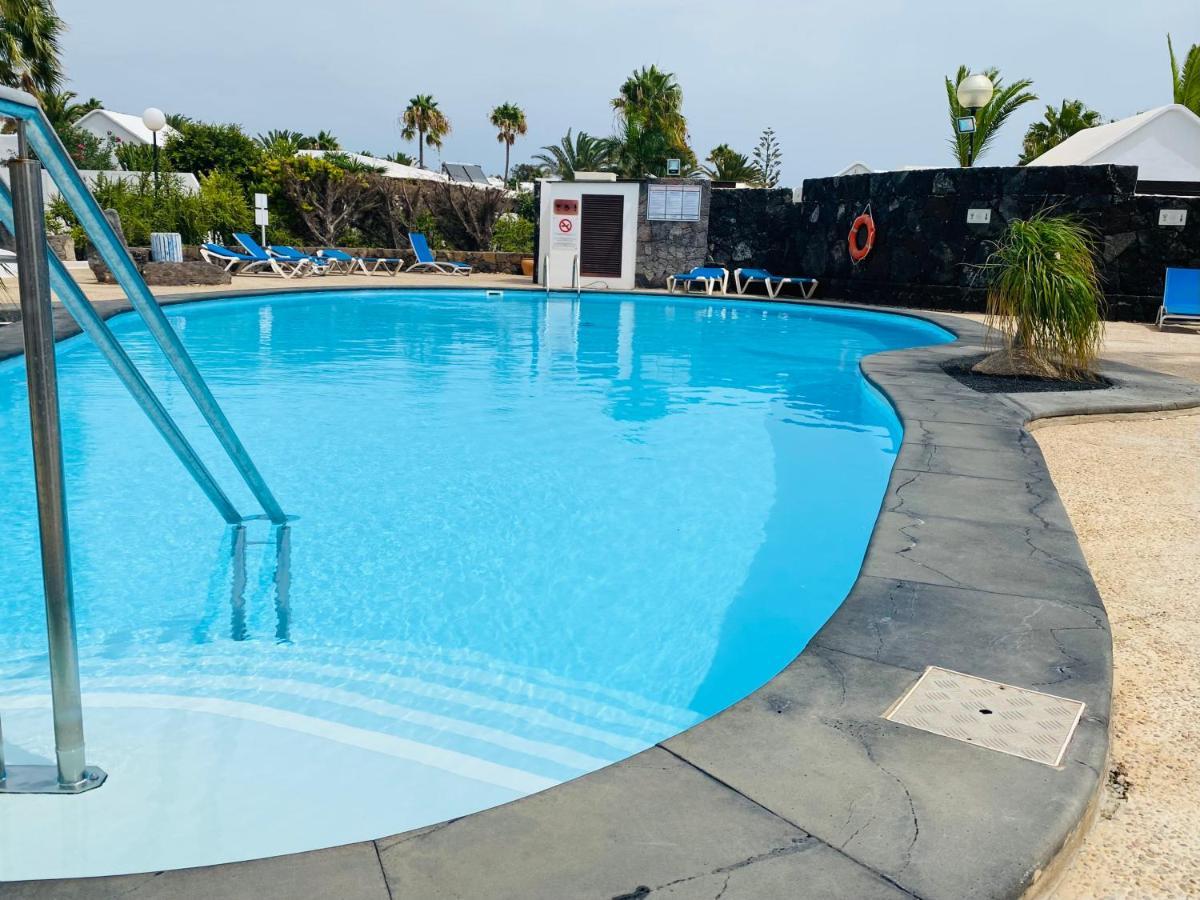Lc Bastian Marina Bungalow Costa Teguise Exterior foto